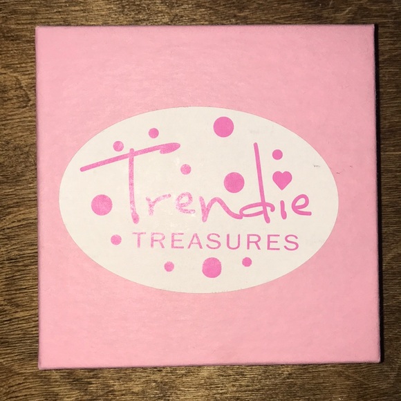 Jewelry Set - Picture 4 of 4